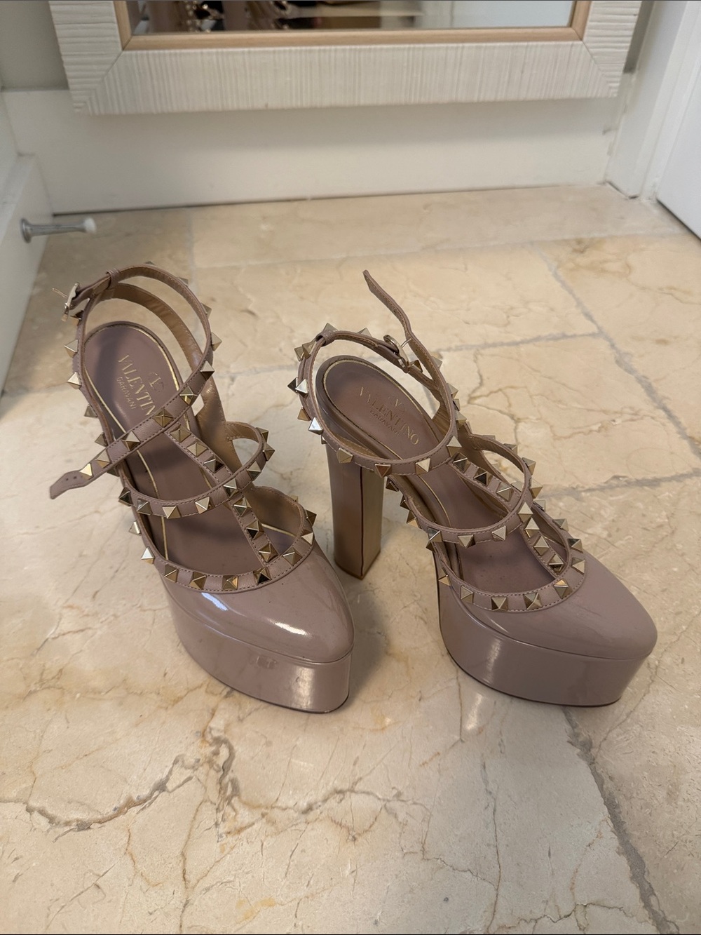 Valentino platform rockstuds